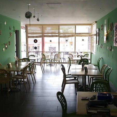 Hotel & Restaurante Flamboyan 伊圭 外观 照片