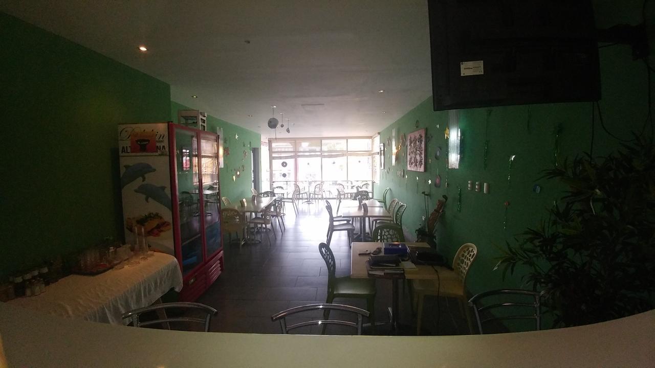 Hotel & Restaurante Flamboyan 伊圭 外观 照片